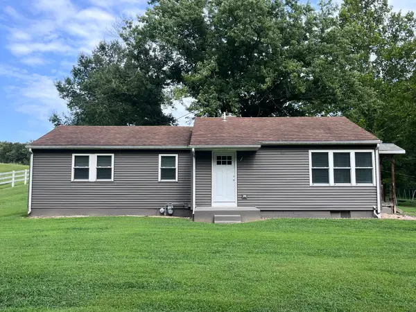 1720 Hugenberg Lane, Fowler, IL 62338