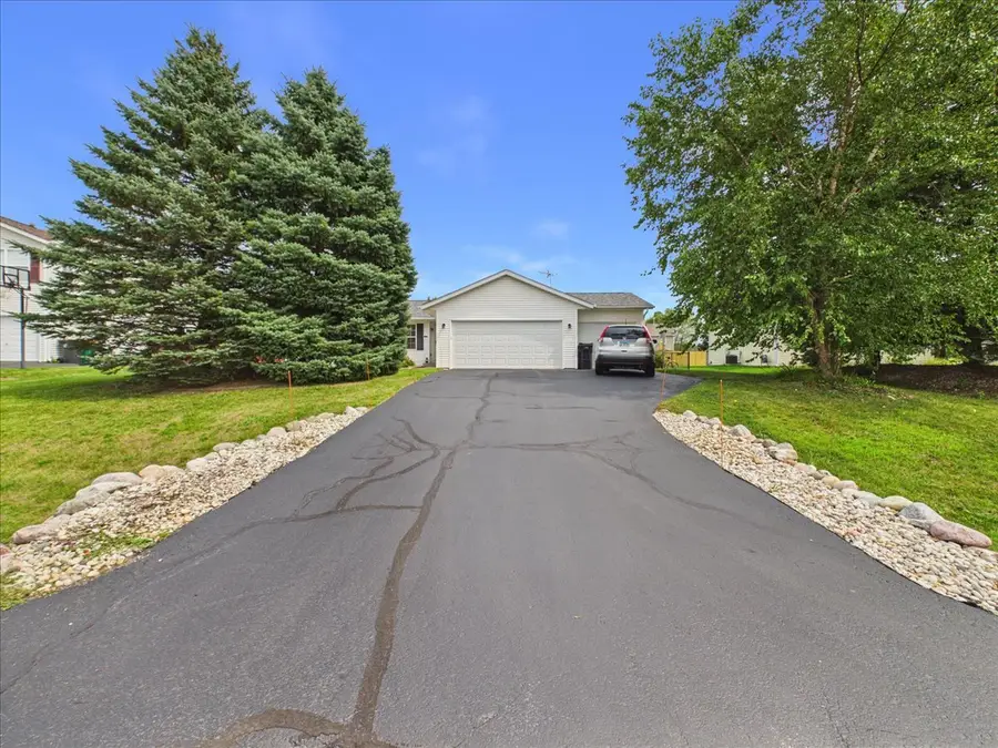 11255 Valerian Way, Roscoe, IL 61073 - #3