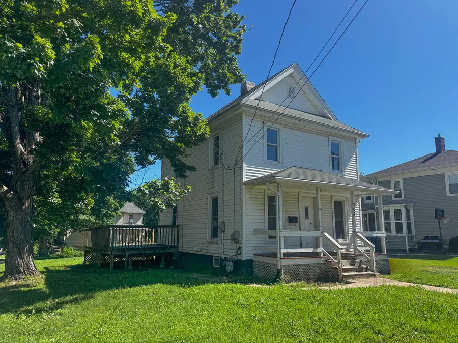 302 E Prospect Street, Kewanee, IL 61443 - #2