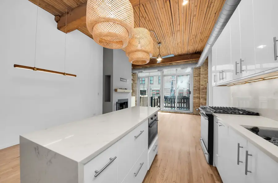 2333 W St. Paul Avenue #202, Chicago, IL 60647 - #3