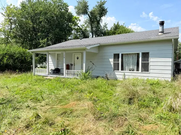 261 E Trammel Street, Carrier Mills, IL 62917