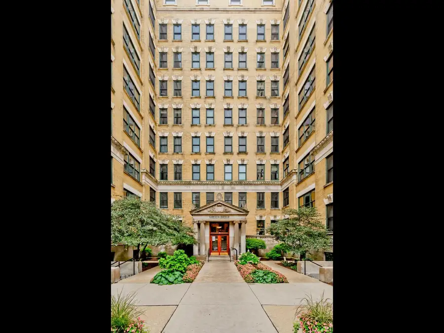 559 W Surf Street #500, Chicago, IL 60657 - #2