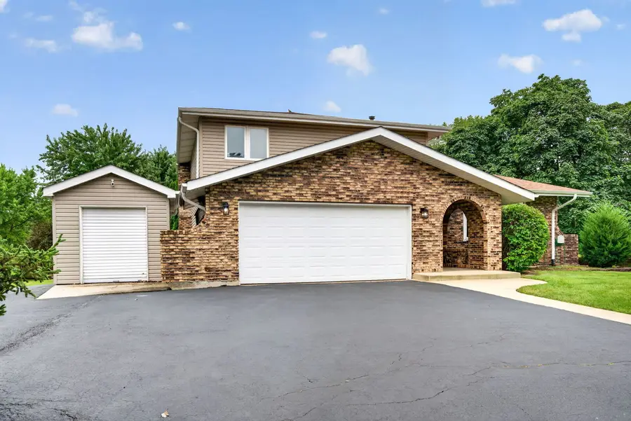 29W055 Schillinger Drive, Naperville, IL 60564 - #3