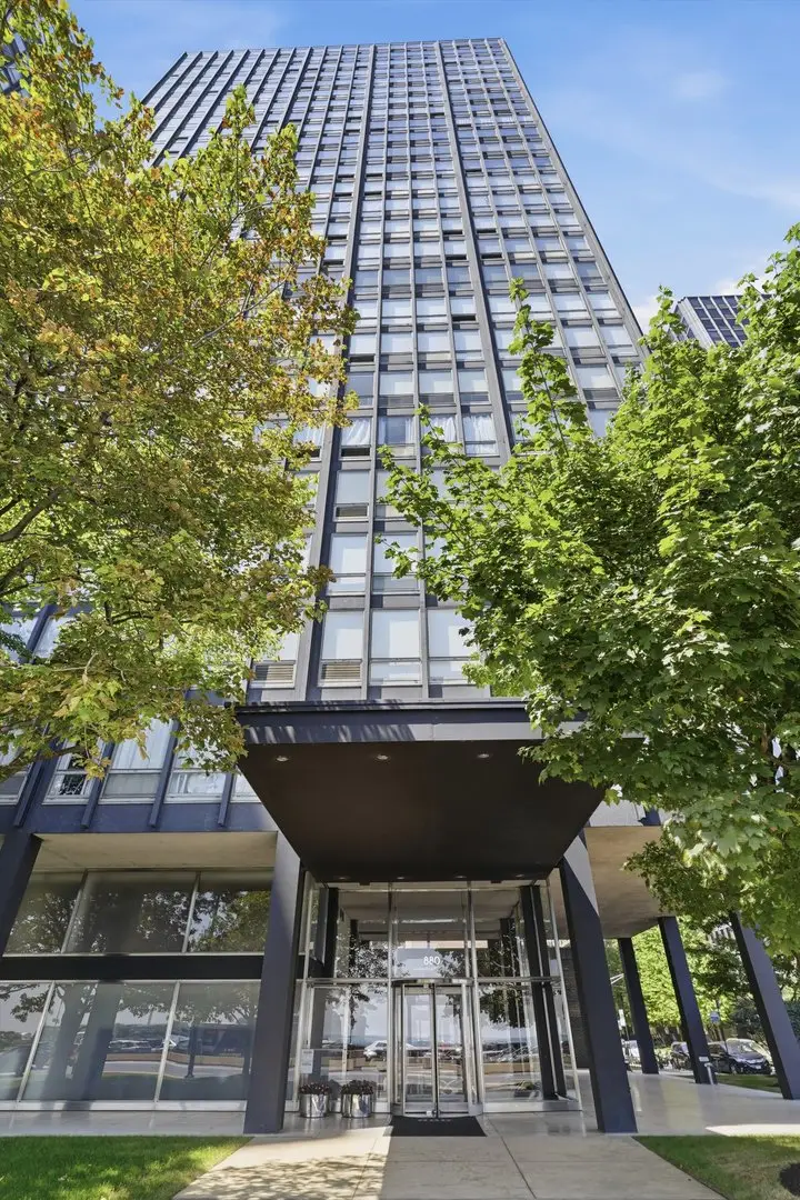880 N Lake Shore Drive #10C, Chicago, IL 60611 - #1