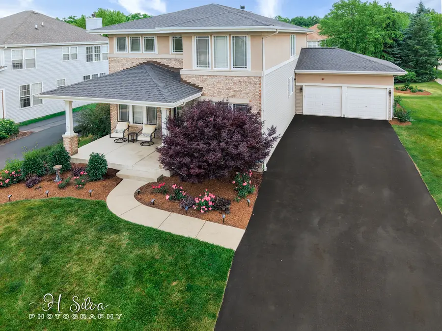 1410 Grand Pointe Boulevard, West Dundee, IL 60118 - #3