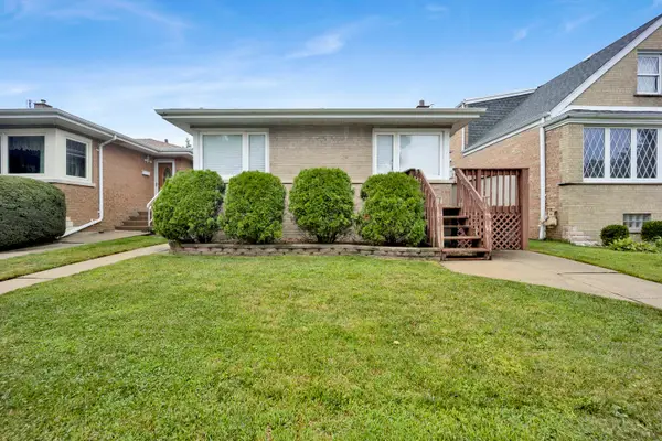 5730 S Oak Park Avenue, Chicago, IL 60638