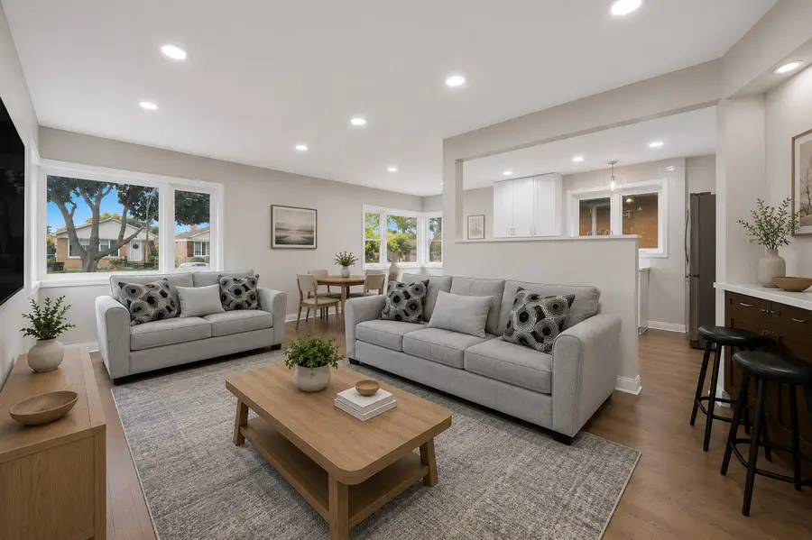 5730 S Oak Park Avenue, Chicago, IL 60638 - #2