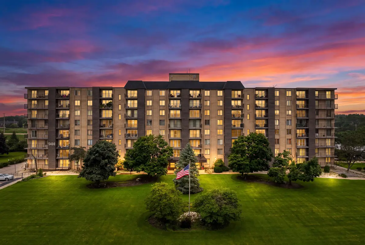 5400 Walnut Avenue #410, Downers Grove, IL 60515 - #1