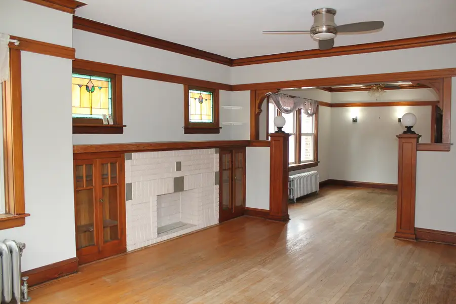 4054 W Oakdale Avenue, Chicago, IL 60641 - #3