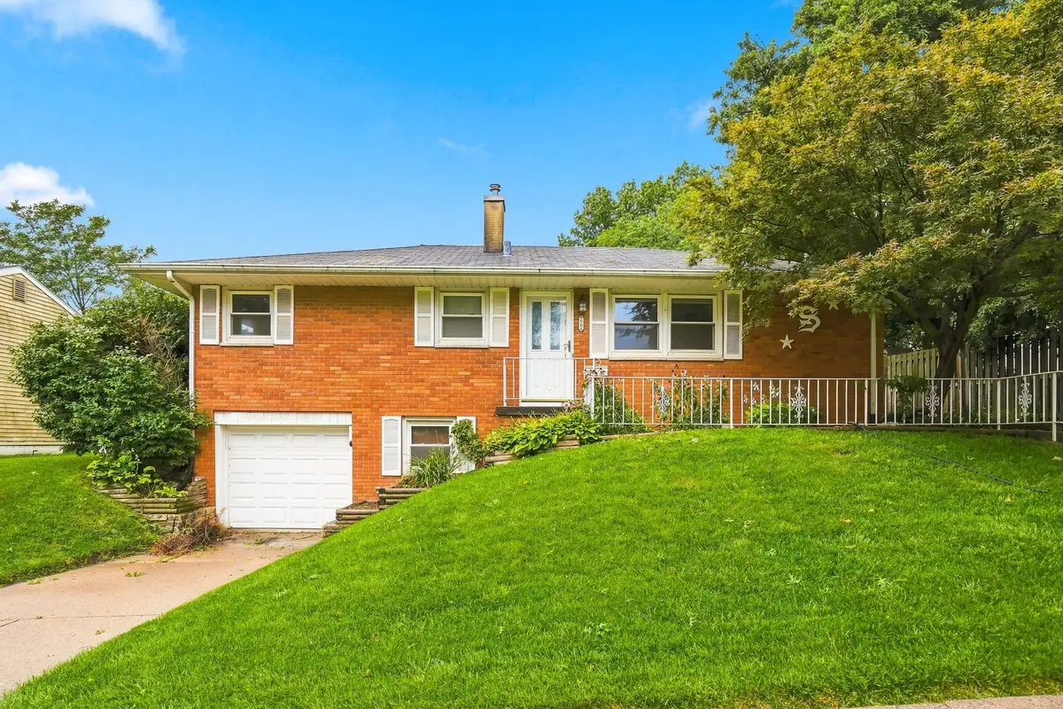 964 Cimarron Drive, Davenport, IA 52804 - #1