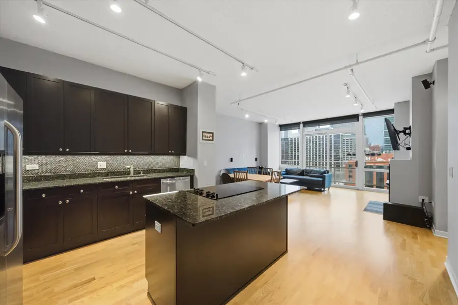 737 W Washington Boulevard #904, Chicago, IL 60661 - #2
