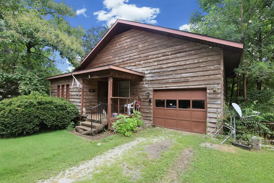 811 S Lincoln Boulevard, Centralia, IL 62801 - #3