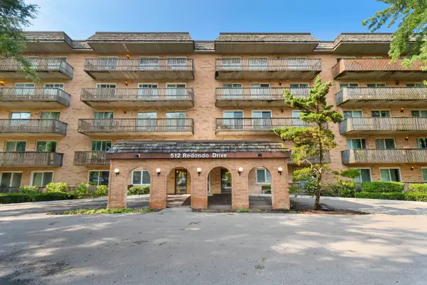 512 Redondo Drive #110, Downers Grove, IL 60516