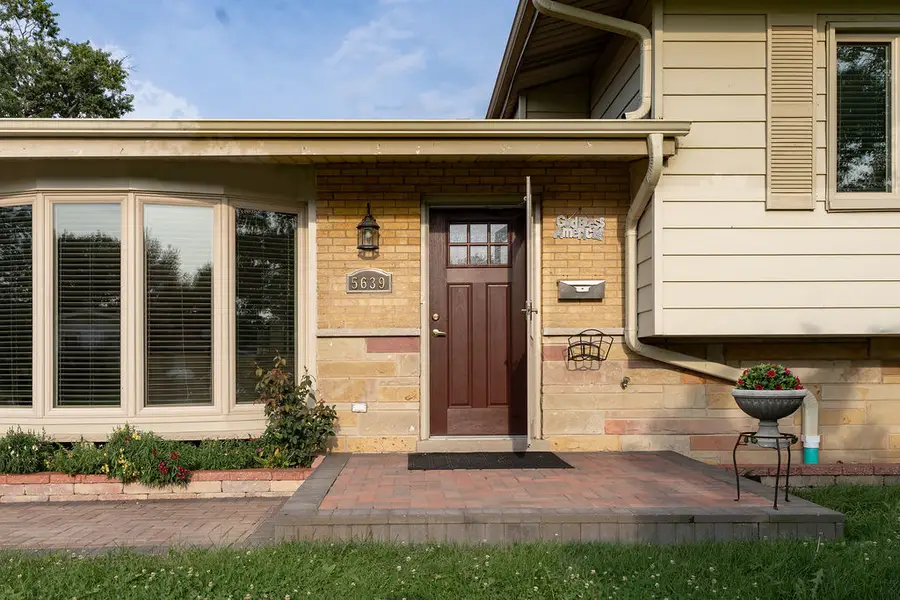 5639 N Manor Lane, Norwood Park, IL 60631 - #2