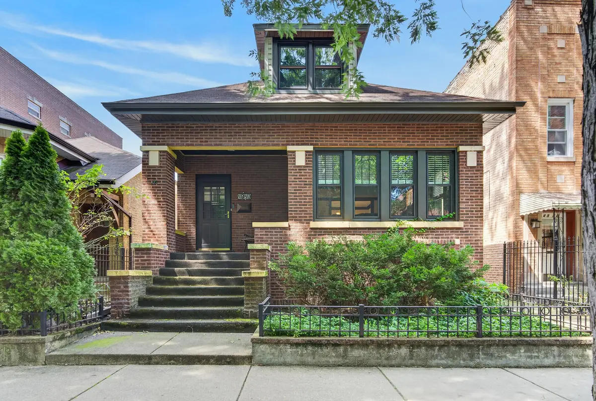 4940 N Whipple Street, Chicago, IL 60625 - #1