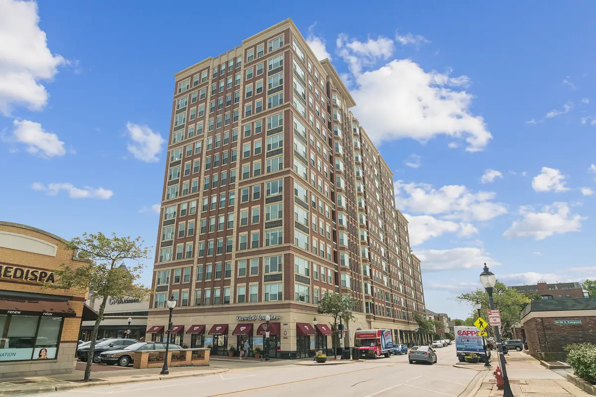 77 S Evergreen Avenue #401, Arlington Heights, IL 60005 - #1