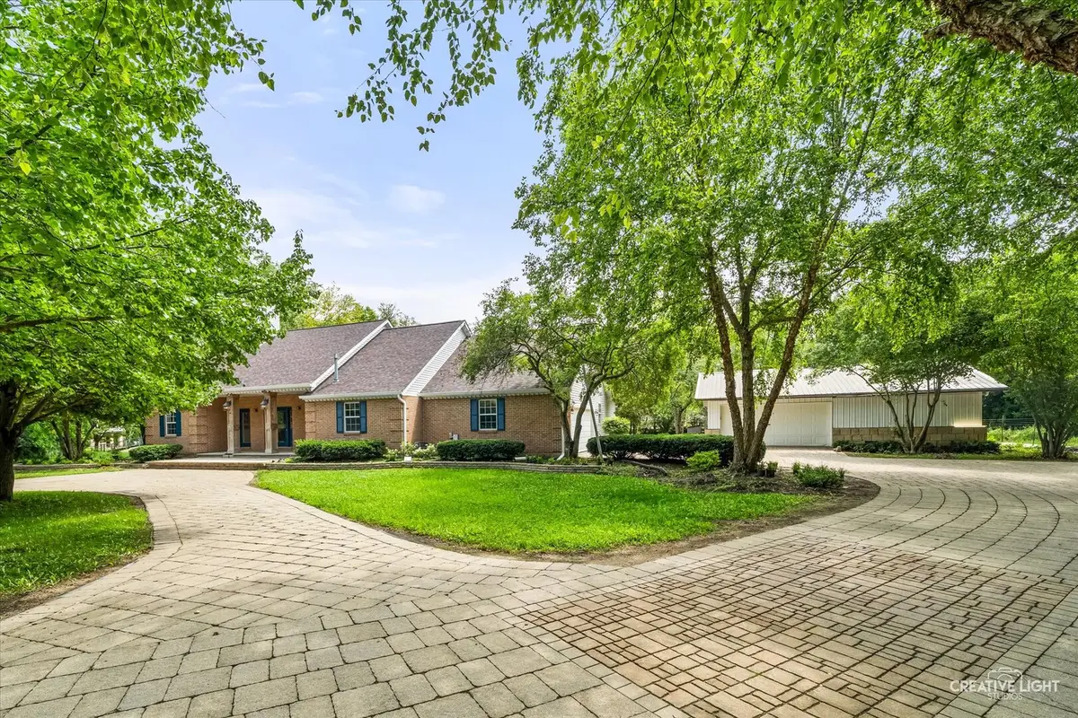 47W975 Lenschow Road, Hampshire, IL 60140 - #1