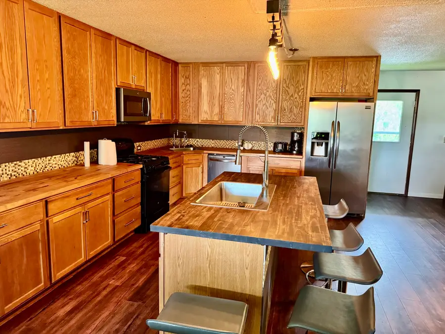 23655 415 Avenue, Bellevue, IA 52031 - #3