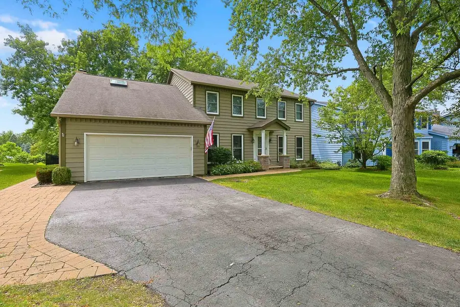 2528 Sun Valley Road, Lisle, IL 60532 - #3