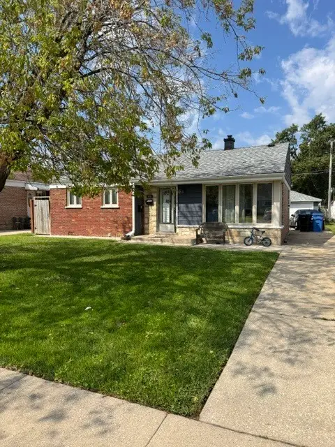 8132 S Kilbourn Avenue, Chicago, IL 60652 - #1
