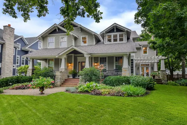 445 Bryant Avenue, Glen Ellyn, IL 60137