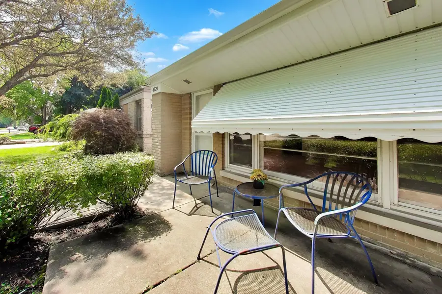 8720 Monticello Avenue, Skokie, IL 60076 - #2