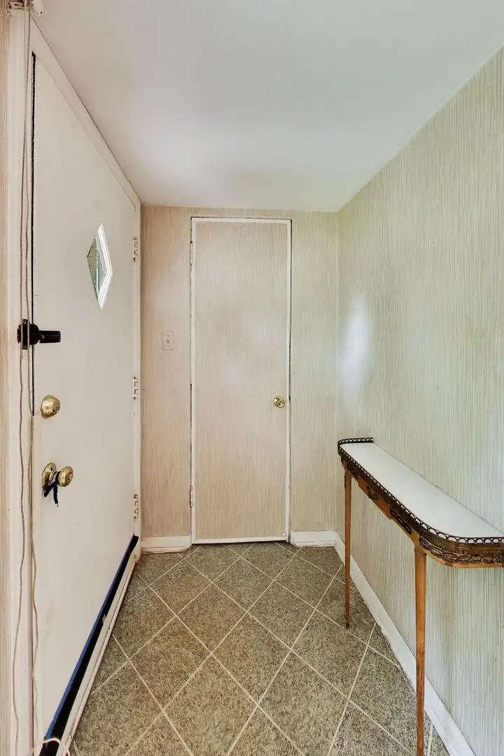 8720 Monticello Avenue, Skokie, IL 60076 - #3