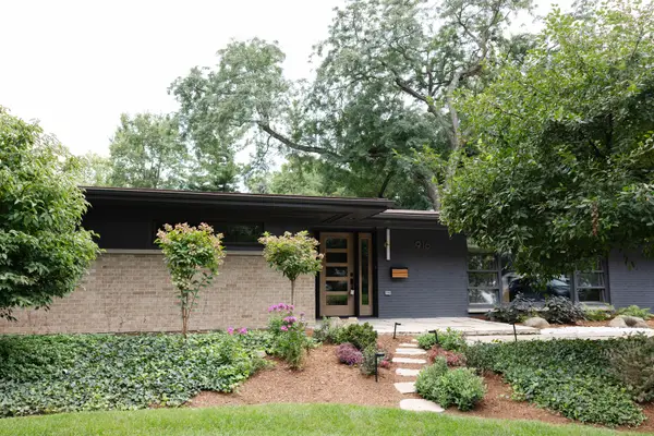 916 Ray Street, Geneva, IL 60134