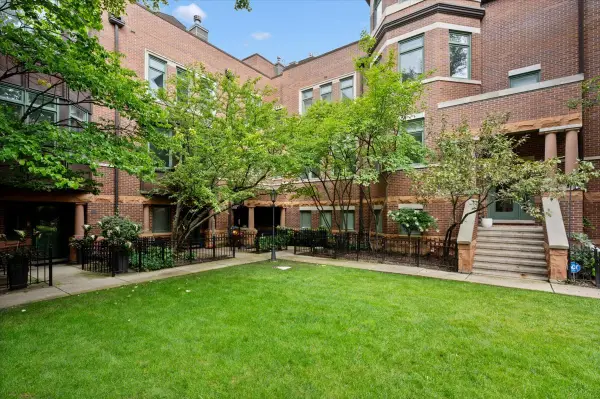1351 W Altgeld Street #3B, Chicago, IL 60614