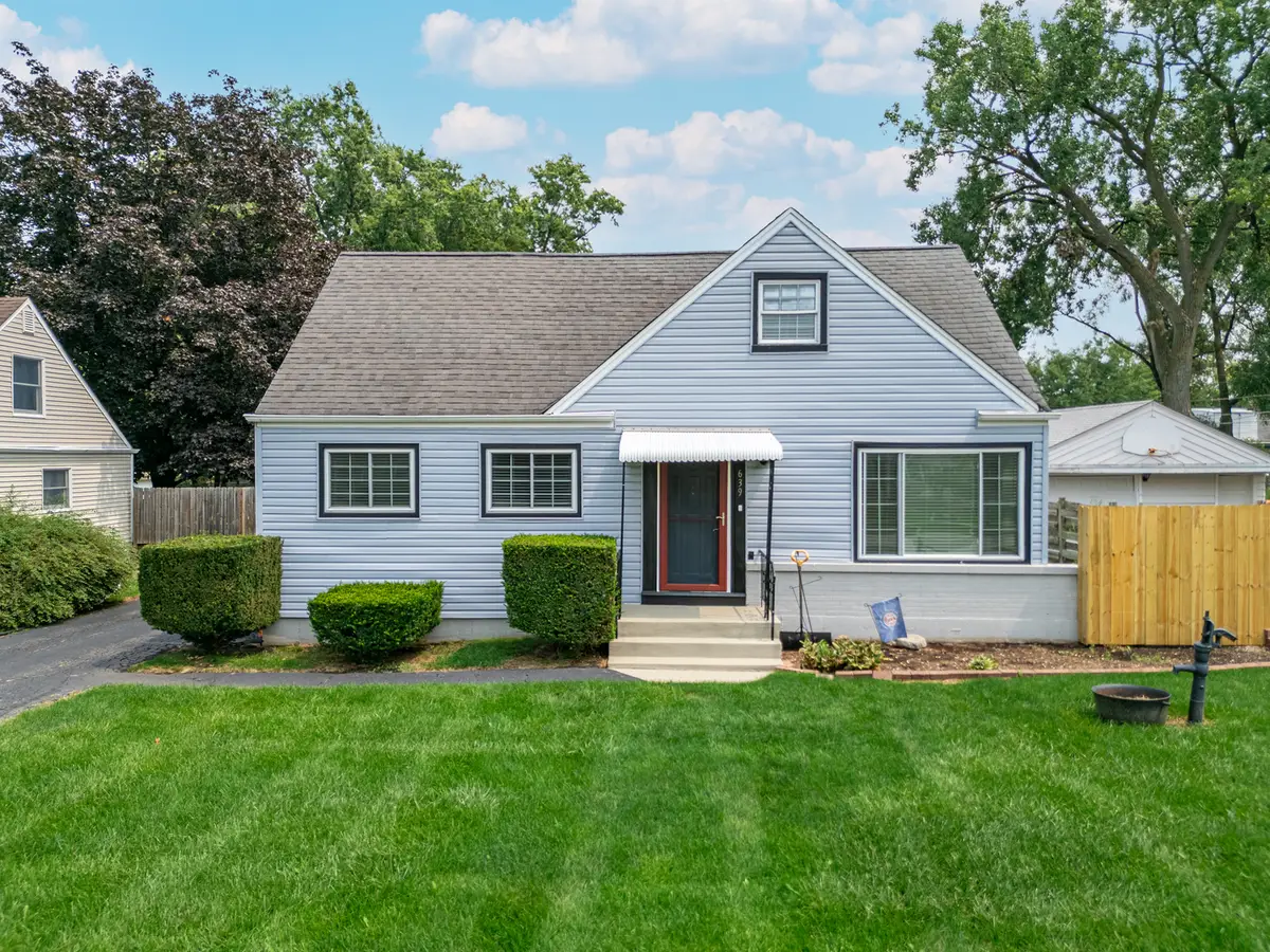639 N Edgewood Avenue, Lombard, IL 60148 - #1