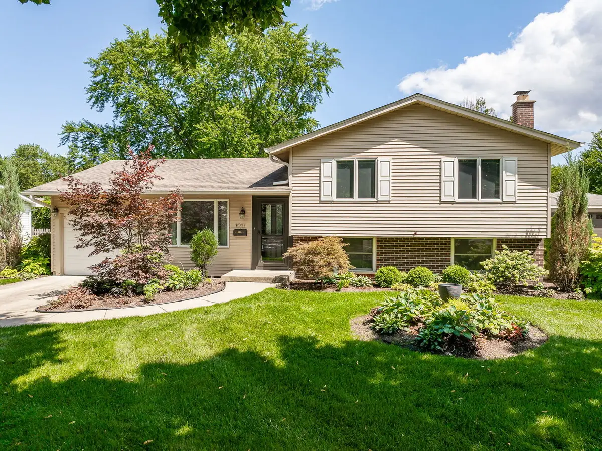 1017 N Timberlea Drive, Palatine, IL 60067 - #1