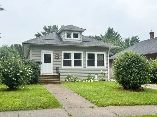 319 Oak Street, Elgin, IL 60123