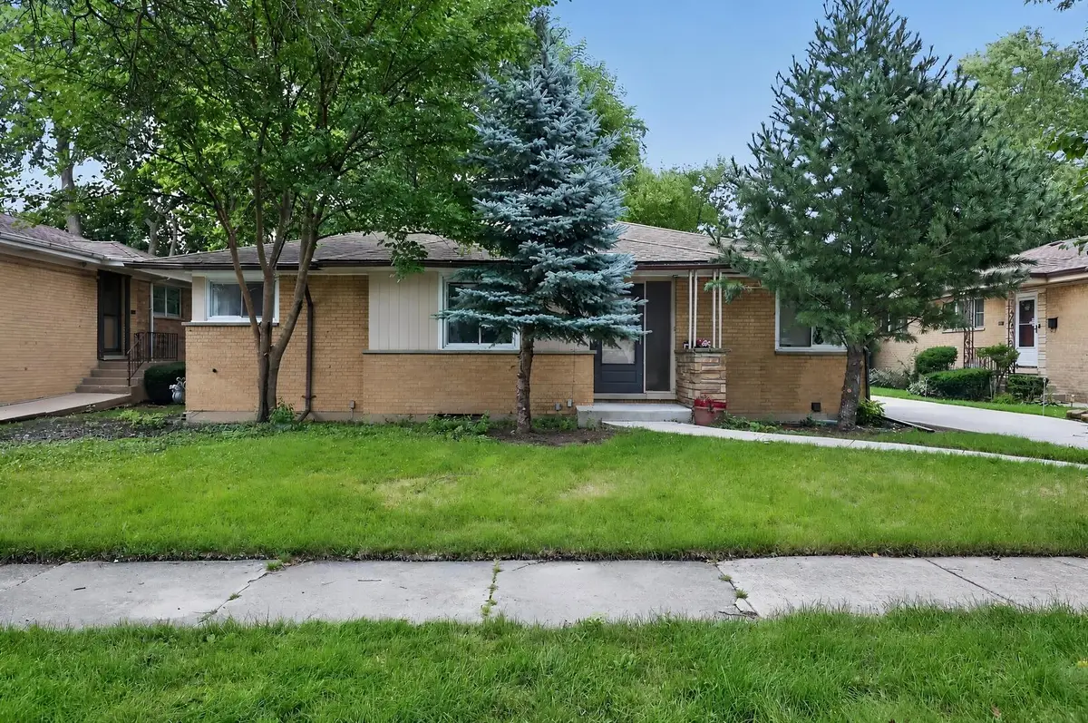 9231 N Lowell Avenue, Skokie, IL 60076 - #1