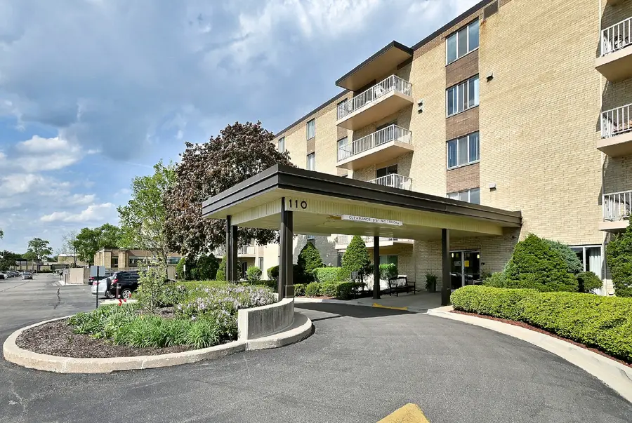 110 W Butterfield Road #302S, Elmhurst, IL 60126 - #2