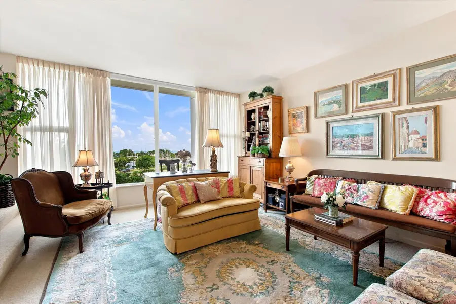 3200 N Lake Shore Drive #511, Chicago, IL 60657 - #3