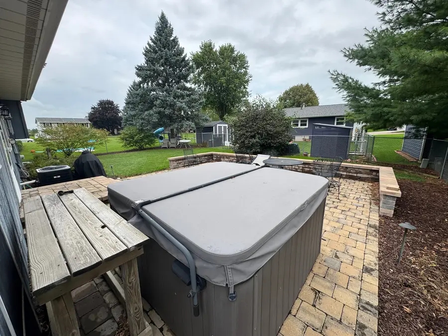 1816 6th Avenue, Sterling, IL 61081 - #3