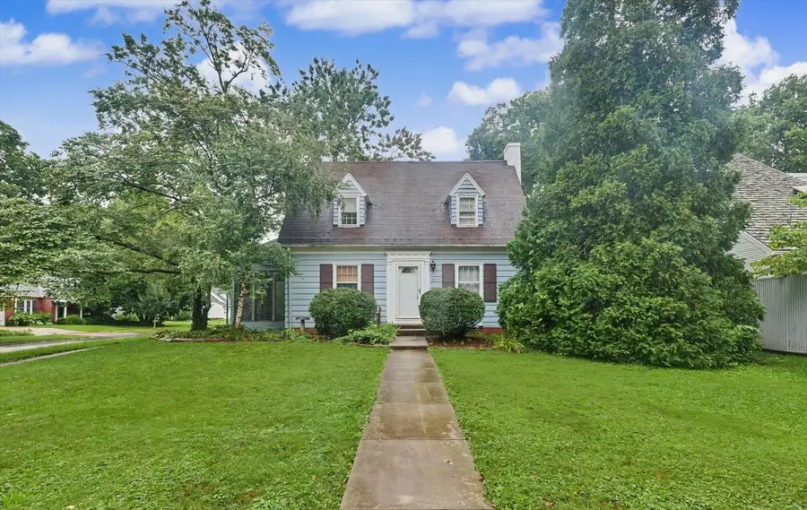 611 S James Street, Champaign, IL 61821 - #2