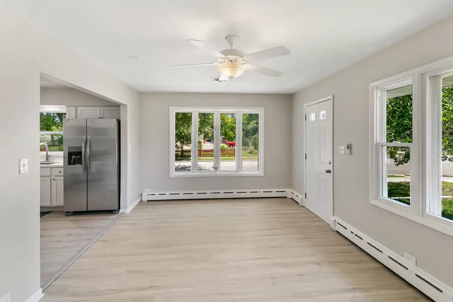 2226 Marshall Parkway, Waukegan, IL 60085 - #3