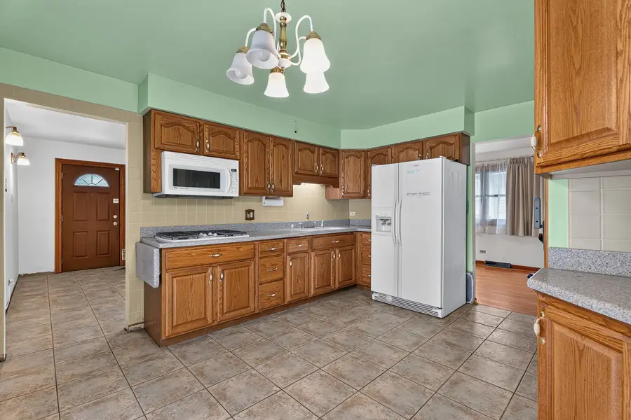 15719 Kenwood Avenue, South Holland, IL 60473 - #2