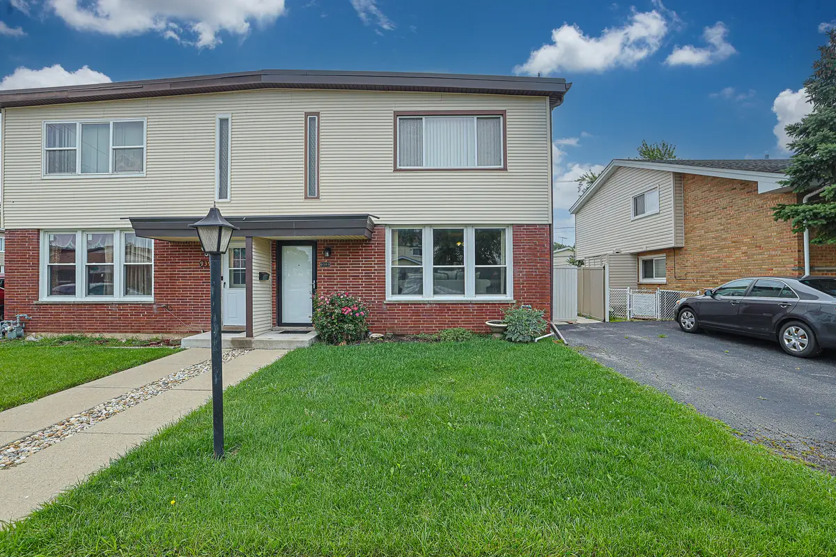 9389 Hamlin Avenue, Des Plaines, IL 60016 - #1