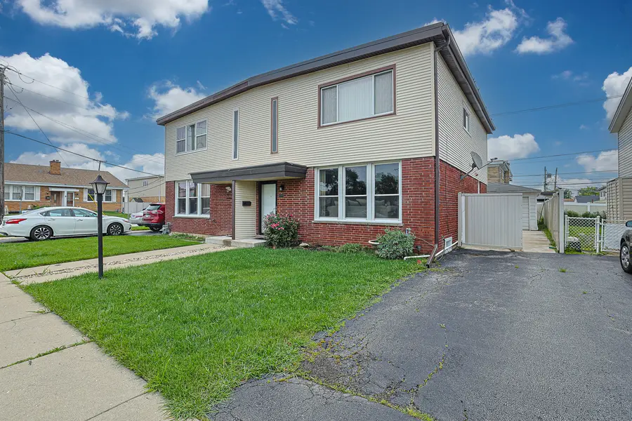 9389 Hamlin Avenue, Des Plaines, IL 60016 - #2