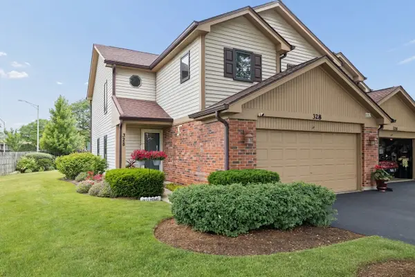 328 Cromwell Court, Westmont, IL 60559