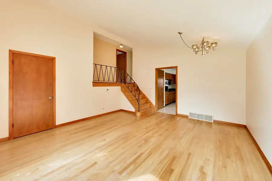 138 N Elmwood Avenue, Palatine, IL 60074 - #2