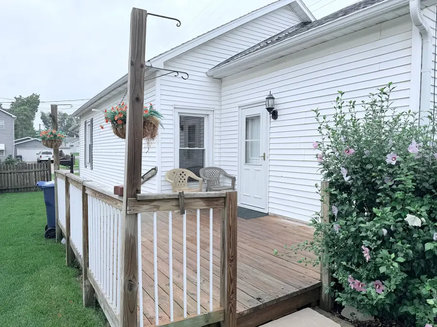 828 Tonti Street, La Salle, IL 61301 - #3