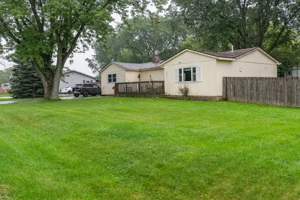 3707 Clearview Avenue, Gurnee, IL 60031