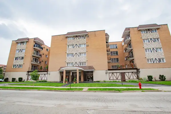 1633 River Street #2A, Des Plaines, IL 60016