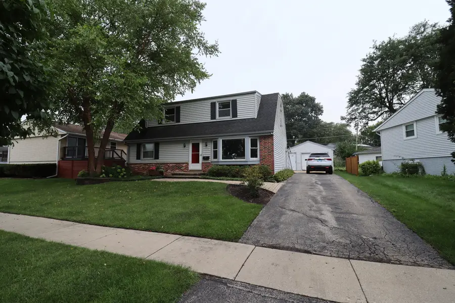 348 Cherrywood Road, Buffalo Grove, IL 60089 - #2