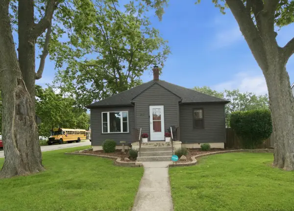 396 N Blaine Avenue, Bradley, IL 60915