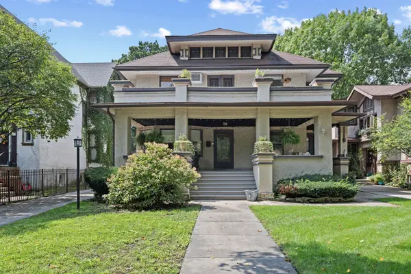 625 N Oak Park Avenue, Oak Park, IL 60302