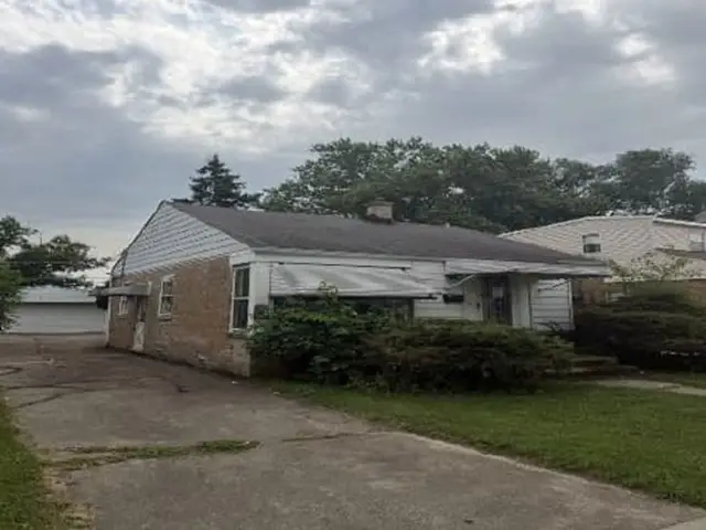 417 48th Avenue, Bellwood, IL 60104 - #3
